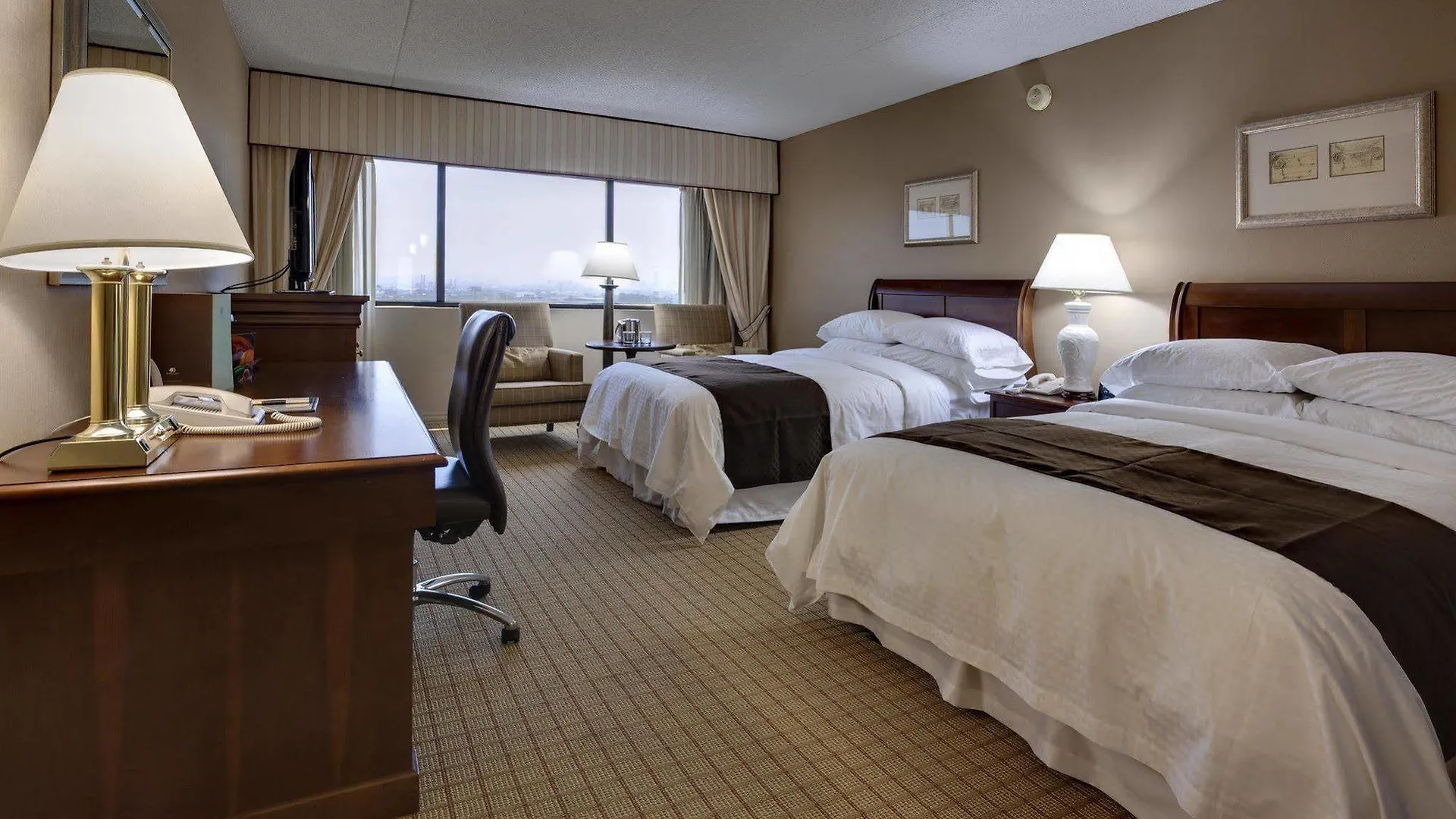 Doubletree By Hilton Hotel Newark Airport