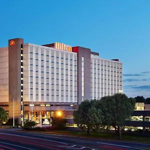 Hilton Newark Airport *** Elizabeth